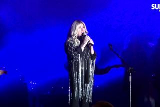 Tak naprawdę wyglądał pierwszy koncert Beaty Kozidrak po chorobie. Głos nadal jak dzwon, ale.... WIDEO