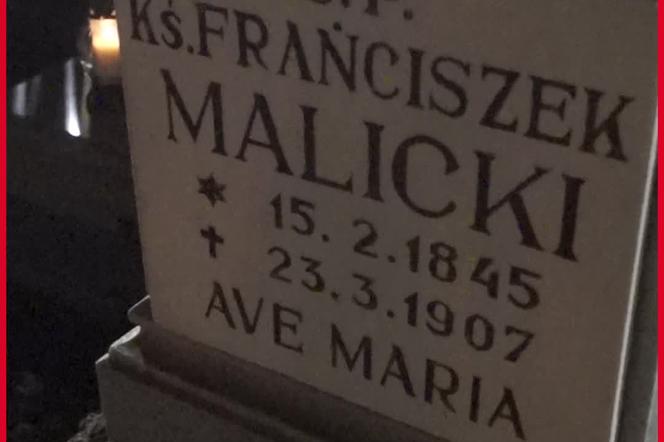 Zaduszki na podbydgoskim cmentarzu. Wyjątkowy widok