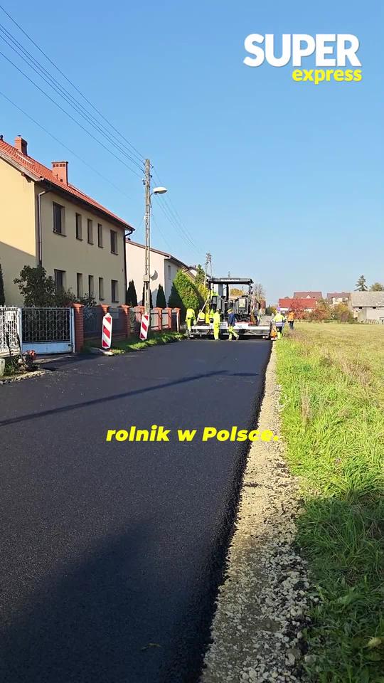 Asfalt na Rybackiej w Gliwicach znowu jest. Co zrobi z nim rolnik z Ostropy?