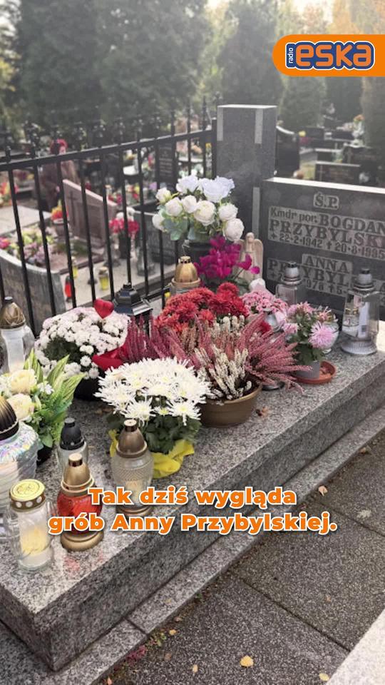 Tak dziś wygląda grób Anny Przybylskiej. Uwielbianą aktorkę pożegnaliśmy 12 lat temu